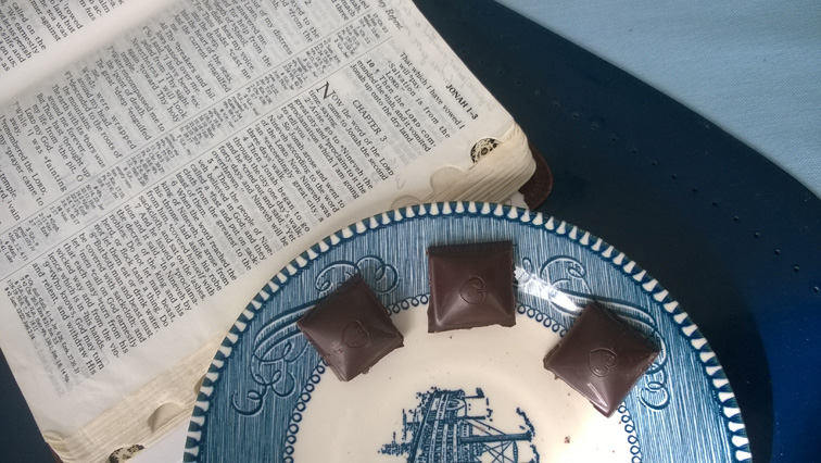 Jonah 3 Bible with Chocolove Dark Chocolate Coffee Crunch